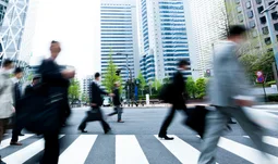 Senior hedge fund traders can probably expect a pay cut in 2019