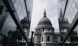 Unemployed ex-banking VP launches personal hardship fund