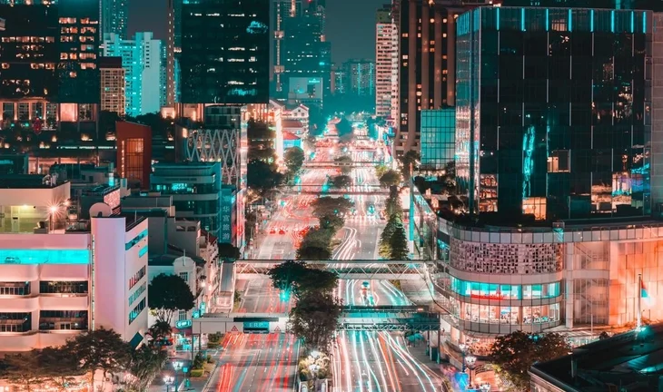 Why middle-aged finance professionals in Singapore need better data skills