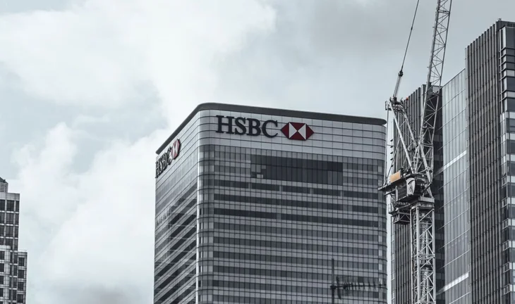 HSBC's $300m of cost savings imply the removal of 200+ investment bankers 