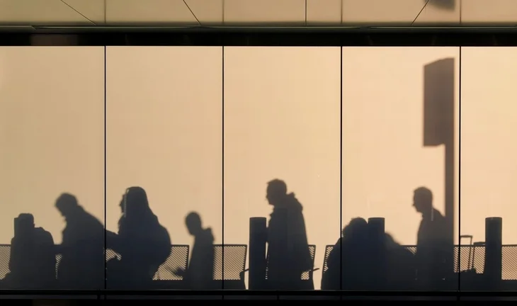 As Goldman Sachs moves MDs to Frankfurt, some JPMorgan people are in London until April