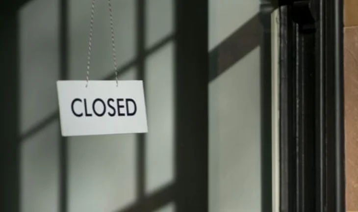 Bank sends staff home after employee found infected with COVID-19