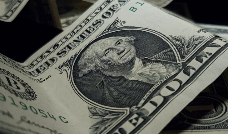Morning Coffee: JP Morgan boosts pay to $175k for associates. The banking skills that could get you killed