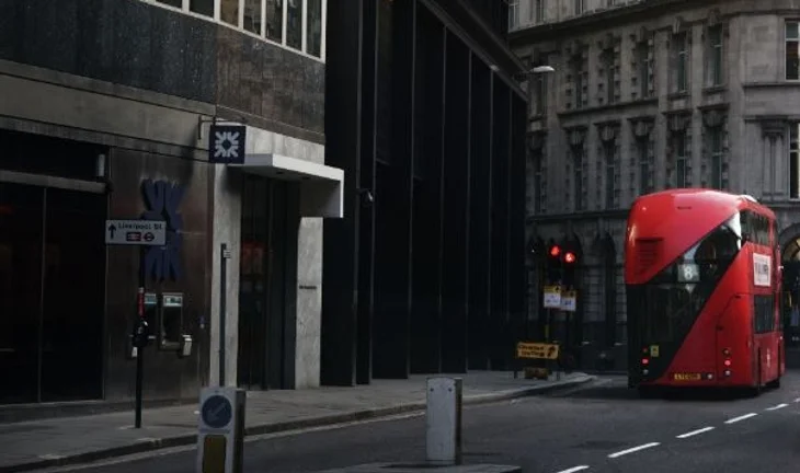 This is the average salary at HarbourVest in London