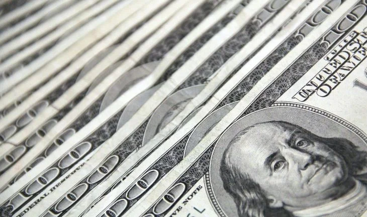Huge junior banker bonuses haven't stopped private equity exits